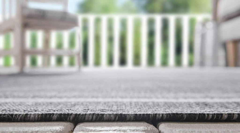 Unique Loom Outdoor Border Collection Area Rug - Soft Border (8' x 11' 4" Rectangle Black/Ivory)