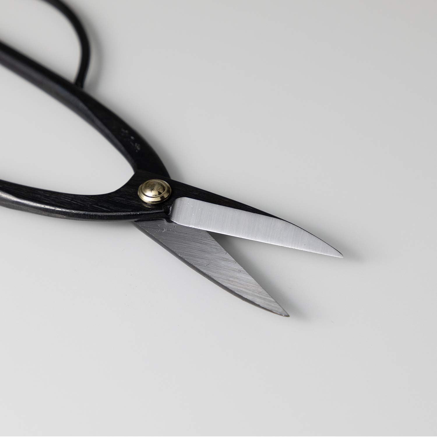Wazakura Ashinaga Bonsai Pruning Scissors 8inch (200mm) MADE IN JAPAN, Long Handle Bonsai Cutter in Carbon Steel, Rose Pruning Shears, Flower Scissors, Japanese Gardening Tools