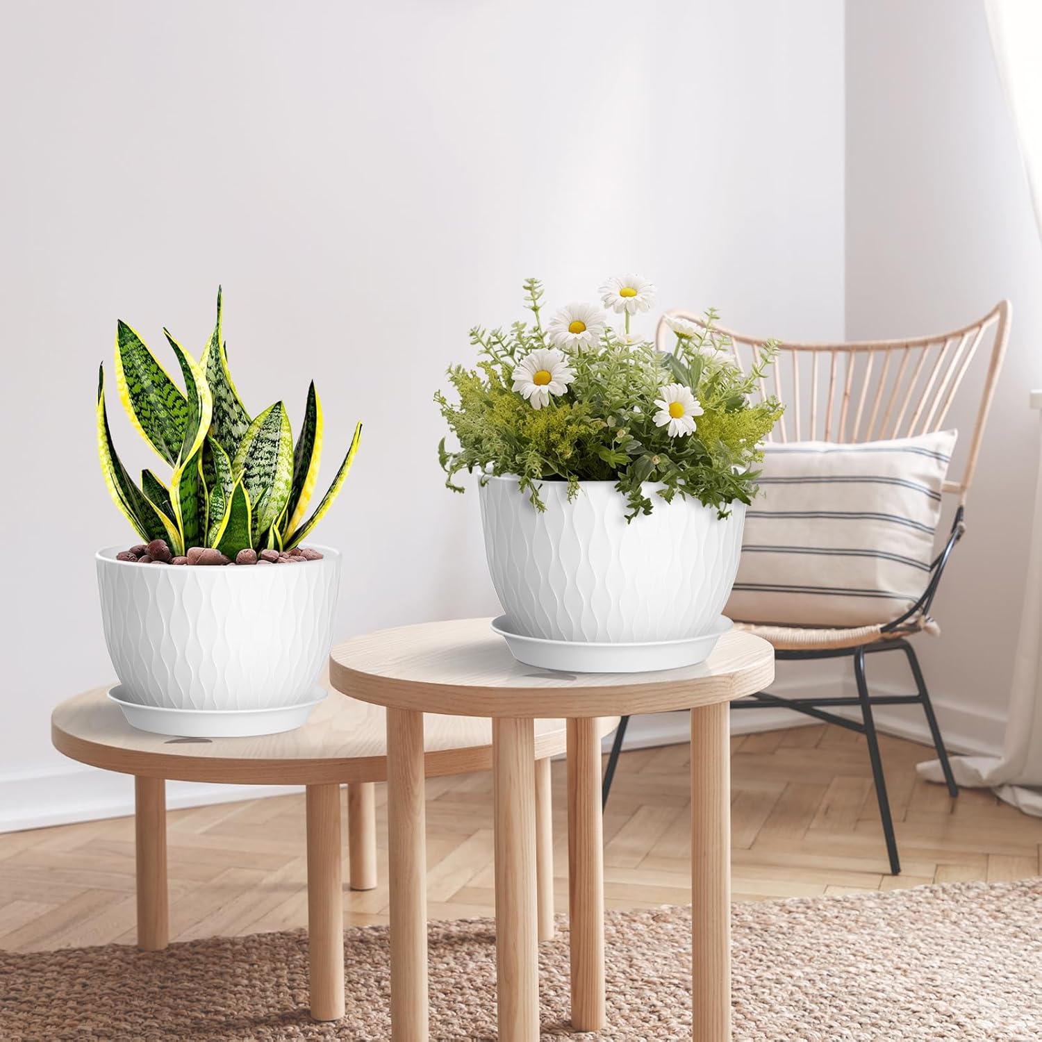 Plant Pots 12/10/9 Inch Pots, Set of 3 Plastic Planters with Drainage Holes and Saucers,Plastic Flower Pots,Nursery Planting Pot for Indoor Out Door Plants（White）