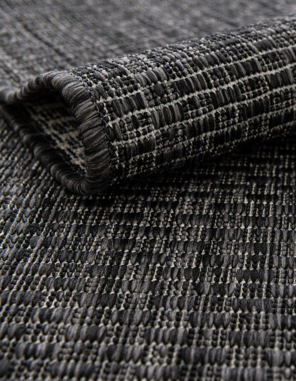 Unique Loom Outdoor Solid Collection Area Rug (4' 1" Round Black/Ivory)