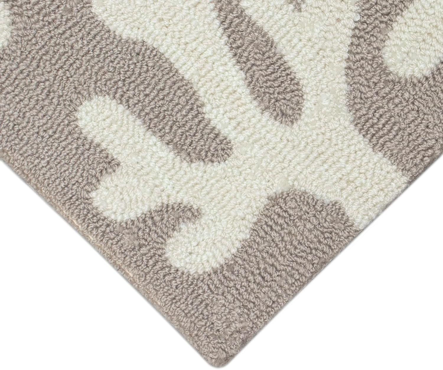 Liora Manne CAPRI Indoor/Outdoor Handmade Synthetic Blend Durable Area Rug - Traditional Border Coastal Beach Accent (Coral Border Silver) (2'6" x 4')