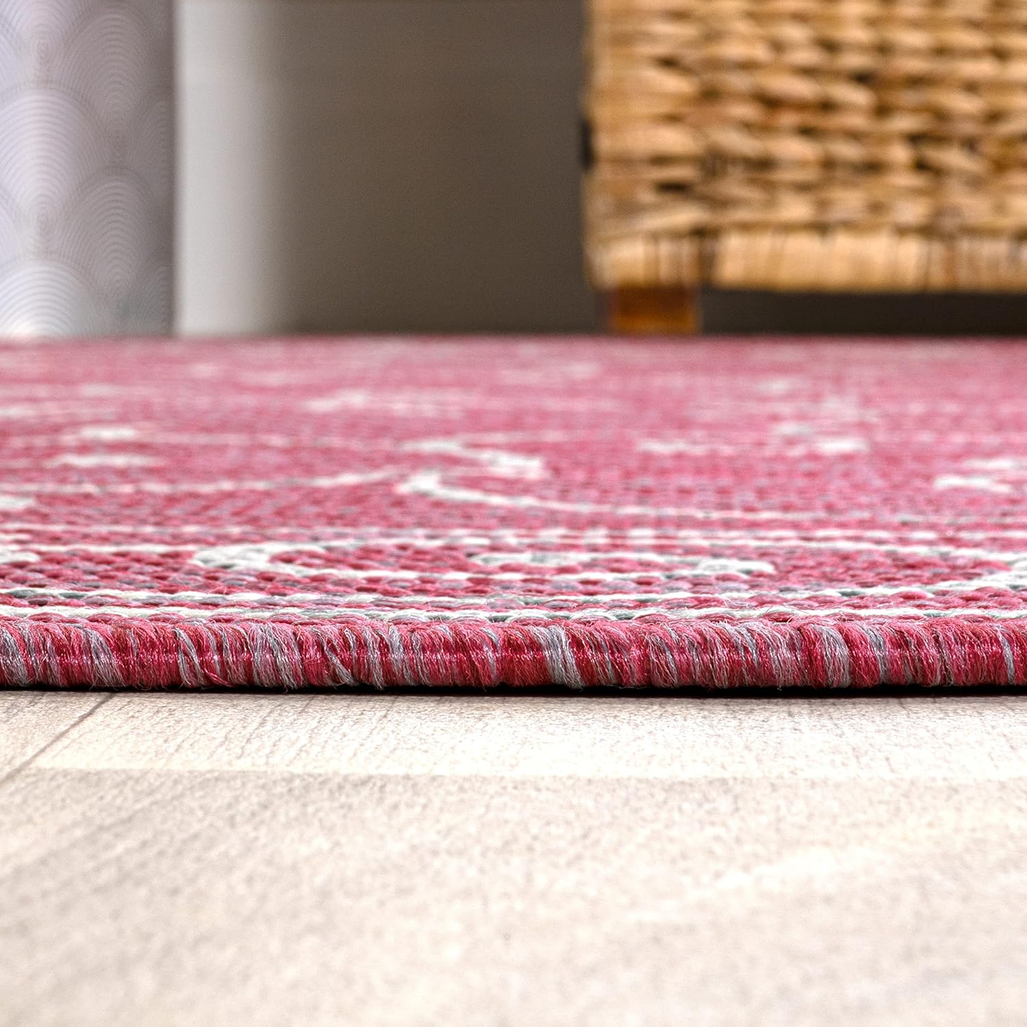 JONATHAN Y SMB106J-28 Charleston Vintage Filigree Textured Weave Indoor Outdoor Runner Rug, Classic Traditional Transitional Easy Cleaning,Bedroom,Kitchen,Backyard,Patio, Fuchsia/Light Gray, 2 X 8