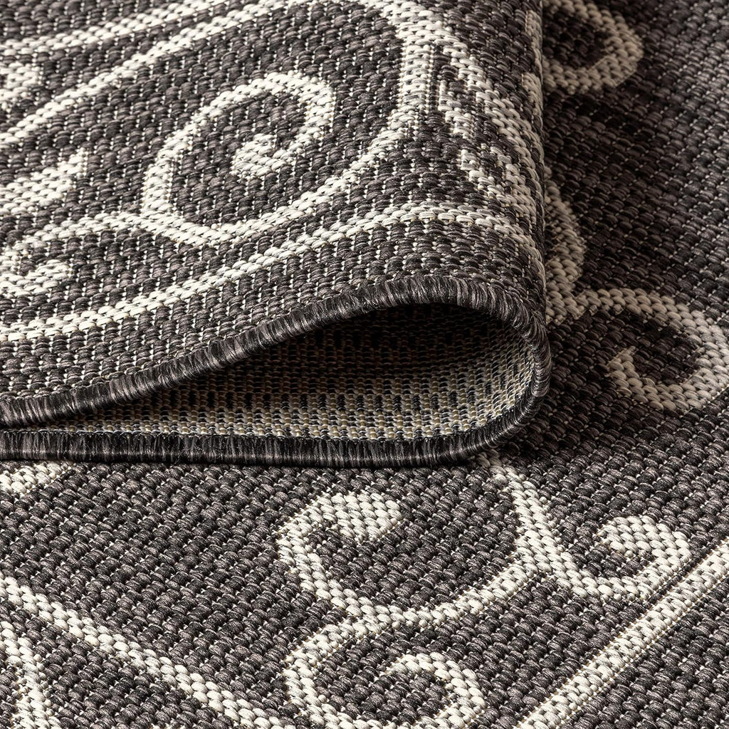 JONATHAN Y SMB106G-9R Charleston Vintage Filigree Textured Weave Black/Gray 9' Round Indoor/Outdoor Area Rug, Pet Friendly, Non-Shedding, Stain Resistant, Easy-Cleaning for Backyard, Patio, Porch